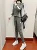 Amazon Comercio Exterior Estilo Coreano Tallas Grandes Moda Elegante Conjunto para Mujer, Nuevo Otoño e Invierno Casual Deportivo Tejido de Punto Dos Piezas Conjunto de Moda