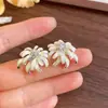 Pendientes Colgantes de Moda Exquisitos Flor de Goteo de Aceite Aguja Plateada, Pendientes de Temperamento Fresco y Dulce, Pendientes de Nicho con Diseño Único para Mujer