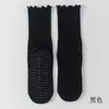 Meias de Yoga de Cano Médio com Borda Enrolada, Meias de Algodão Penteado, Meias Longas Sem Costura Antiderrapantes para Pilates Indoor Yoga, Meias Femininas com Renda e Babados