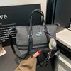 Bolso Exquisito Versátil Transfronterizo para Viajes Diarios 2026 Verano Nuevo Diseño de Nicho Moda de Gama Alta Bolso Pequeño Cuadrado de Hombro Cruzado