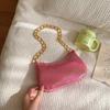 Bolsa de ombro de corrente fashion personalizada de celebridade da internet feminina 2023 Inverno nova versátil ins este ano popular bolsa de axila