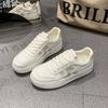 Zapatos Blancos para Mujer 2025 Verano Nuevos Zapatos de Mujer Zapatos Casuales de Suela Blanda Tenis Zapatos Versátiles para Mujer Zapatos Casuales de Suela Plana