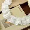 Corazón de Bordado de Hilo de Algodón Arrugado Blanco y Albaricoque de 5 cm con Encaje de Algodón para Decoración DIY de Cuellos y Puños de Ropa