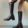 Botas Altas para Mujer 2026 Otoño/Invierno Nuevo Estilo Adelgazantes Botas Largas Hebilla Metálica Botas Ajustadas Botas de Montar de Caña Alta