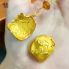 Colgante de Papel de Carta con Patrón de Martillo Antiguo con Patrón de Pergamino Grabado a Mano, Accesorio Casual Dorado Arena, Regalo para Novia