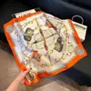 Pañuelo de Seda 70 Cuadrado Moda Coreana de Alta Gama Versátil Profesional Seda Sintética Pequeño Pañuelo de Cuello Estampado Retro Pañuelo de Seda para Mujer