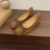 Suela suave gentil 4cm brisa nocturna 2026 Otoño/Invierno nuevo aumento de altura interior zapatos planos lazo francés boca poco profunda zapatos de vestir versátiles