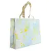 Novas sacolas de compras com estampa floral, feitas sob medida para lojas de roupas femininas, vestuário e embalagens de presentes; sacolas tipo tote em TNT disponíveis para pedidos personalizados