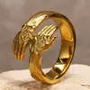 Moda europea y americana personalidad estilo punk retro anillo de acero de titanio para hombre abrazo joyería de comercio exterior transfronterizo venta directa