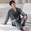 Pijama Liso de Seda Gelada Plus Size Novo para Homem Primavera e Outono Fino Manga Longa Calça Longa Cardigan com Lapela Conjunto para Casa