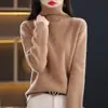 Novo suéter de tricô grosso gola alta estilo coreano para outono e inverno, cor sólida, simples, corte solto para mulheres, quente e adequado como camada base