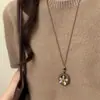 Nuevo Collar con Colgante de Corazón de Madera y Cuerda de Cuero Estilo Chino Nicho Lujo Ligero Sensación de Alta Gama Cadena para Suéter Accesorio de Collar de Moda Versátil para Mujeres