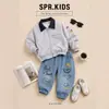 Conjunto de Jaqueta Biker com Gola Color Block para Meninos, Casaco Casual Infantil com Jeans de Rosto Sorridente, Conjunto Tendência de Duas Peças para Primavera e Outono