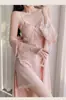 Pijama de Seda Helada Delgado de Verano con Encaje Bata de Noche Ropa Sexy para el Hogar Almohadilla para el Pecho Tirantes Conjunto de Bata de Noche Conjunto de Dos Piezas Listo en Stock
