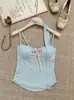 Conjunto de dos piezas de tirantes ajustado, entallado a la cintura, de longitud corta, con estampado floral, detalle de lazo y hermoso diseño en la espalda, con copas incorporadas, cuello halter y bufanda para el cuello
