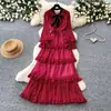 Vestido Longo de Manga Comprida com Bolinhas Estilo Doce Francês para Mulheres, Vestido Bolo de Camadas com Laço e Babados para Outono, Design de Nicho