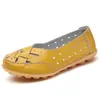 35-46 zapatos de la suerte Nido de Pájaro verano zapatos de mujer huecos Baotou zapatos para madre suela de tendón de res Zapatos de frijol fabricantes mayoristas