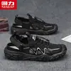Tênis Warrior Outdoor Masculino 2026 Novo Verão Respirável com Malha Oca Sapatos de Praia Caminhada Trekking Tênis para Homens
