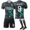 25 Uniforme de Futebol Infantil Edição Especial Padrão Dragão Real Madrid No. 9 Mbappe 7 Winny 8 Wade Jullier Conjunto de Camisas
