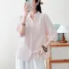Camisa Retro Azul Artística para Mujer, Nuevo Estilo Verano 2026, Corte Holgado, Cuello en V Adelgazante, Manga Media, Top Versátil Casual