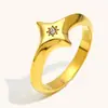Moda Transfronteriza Europea y Americana Elegante con Estilo Creativo Joyería de Mano Acero Inoxidable Chapado en Oro de 18K Anillo de Estrella de Cuatro Puntas con Diamante de Punto Femenino de Nicho