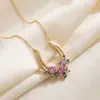 Pingente Personalizado Joia de Cobre Banhada a Ouro 18K Ferradura Formato U Pingente com Diamante Embutido Colar Design de Nicho Feminino Transfronteiriço Em Estoque