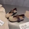 Zapatos Mary Jane planos de estilo francés para mujer, nuevo modelo verano 2026, adecuados para combinar con faldas, mocasines de suela blanda para mujer