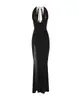 Vestido Longo Preto Customizado com Gola Halter, Decote em V Profundo, Renda Transparente nas Costas, Fenda Alta, para Festa na Praia, Iate ou Evento Noturno