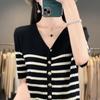 Estilo coreano V-neck Styish listrado manga curta malha Cardigan mulheres verão fino simples all-match elegante slim T-shirt Top