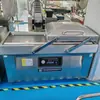Máquina de Embalagem a Vácuo de Câmara Dupla Seco e Úmido para Produtos Marinados, Pés de Frango, Pescoços de Pato, Máquina de Selagem a Vácuo de Grau Alimentício