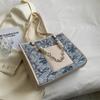 Bolsa de Moda de Celebridade da Internet Feminina 2022 Nova de Verão Grande Capacidade Corrente de Pérolas Bolsa de Ombro Design de Nicho Bolsa de Axila