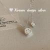 Joyería fresca estilo coreano collar de plata de ley S925 con cara sonriente de concha blanca cadena de clavícula apilada estilo japonés simple para mujer