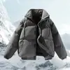 2026 En stock transfronterizo estilo minimalista color liso cuello alto chaqueta de algodón para hombre, nueva versión coreana de invierno, moderna y de corte holgado