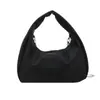 Bolsa Transversal de Ombro para Mulheres, Simples e Estilosa com Design Fresco, Novo Modelo 2026, Cor Sólida, Tendência, Fashion, Corrente Exquisita