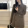 Nova coleção Outono/Inverno 2026: casaco de lã de lapela dupla, de corte solto, versátil e elegante, estilo Hepburn, perfeito para baixinhas