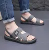 Sandalias de Nuevo Estilo para Hombre de Verano, Zapatos Casuales para Playa, Zapatos Gruesos para Conducir Relajadamente, Antideslizantes, Sandalias para Hombres de Mediana Edad, de Doble Uso, Ligeras para Hombre