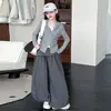 Nueva Colección de Otoño para Niñas Estilo Coreano Cárdigan con Capucha Pantalones de Pierna Ancha Conjunto de Dos Piezas 2026 Niños Medianos y Grandes Casual Moderno Genial Conjunto Otoño