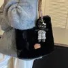 Bolso de Hombro Único 2026 Otoño/Invierno Felpa Moderno Lindo Nuevo para Mujer Gran Capacidad Tote Bolso Sencillo para el Trabajo Nicho