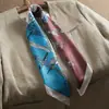 Pañuelo Cuadrado Pequeño de Seda Imitación Coreana 70 para Mujer, Protección para el Cuello Primavera y Verano, Doble Cara, Pañuelo Delgado para Combinar con Camisas