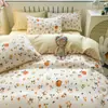 Juego de Ropa de Cama Fresco y Sencillo de Cuatro Piezas, Funda de Edredón, Ropa de Cama Individual para Dormitorio de Chicas, Uso en el Hogar, Lavable, Conjunto Moderno de Tres Piezas