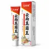 Crema Herbal Rey de los Hongos de Yunnan, disponible para venta al por mayor, es un ungüento tópico para aliviar la picazón y el malestar de la piel.. Rey Fúngico