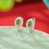 Yuebao Jewelry S925 Prata Esterlina Banhado A Ouro Hetian Jasper Novo Estilo Chinês Padrão Tangcao Brincos Ovo Oco Clipe De Orelha De Prata