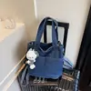 Bolsa de Balde de Jeans de Grande Capacidade para Mulheres 2025 Nova Moda Casual Bolsa de Mão Bolsa Transversal