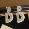 Brincos Exagerados Transfronteiriços Europeus e Americanos Recém-chegados com Diamante Pérola Flor Borla Brincos de Luxo Leve High-end Versáteis para Mulheres