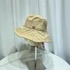 Sombrero de pescador plisado de metal estándar de moda coreana para niños, sombrero de lavabo pequeño informal de primavera y verano, sombrero de sol con protección solar para viajes