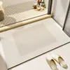 Tapete de banheiro em terra de diatomáceas estilo wabi-sabi, tapete de pé absorvente e antiderrapante para vaso sanitário, tapete de chão de secagem rápida para entrada de banheiro doméstico