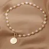 Colar de pérolas de água doce de formato especial barroco com medalhão de moeda de ouro fecho otbuckle corrente para clavícula feminina corrente para suéter outono e inverno