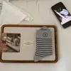 Calcetines de media pantorrilla a rayas con bordado de cachorro de dibujos animados de moda, calcetines de algodón simples estilo japonés para mujer, calcetines largos versátiles para estudiantes