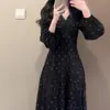 Vestido Longo de Manga Comprida com Gola V e Bolinhas em Estilo Francês, Novo Estilo Outono 2025, Muito Bonito e Elegante, Vestido Longo que Marca a Cintura
