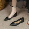 Zapatos Mocasines de Cuero Suave Más Vendidos para Mujer 2026 Otoño Nuevo Estilo Hada Suave Fondo Plano Suela Suave Boca Poco Profunda Versátiles Zapatos para Conducir